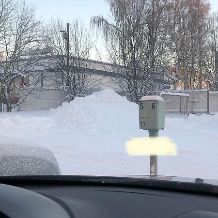Kemi City Center 2 Room And Kitchen Free Private Parking Exteriör bild